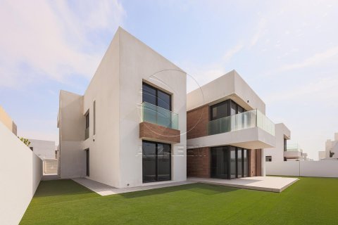 Vila na Saadiyat Island, Abu Dhabi, SAE 5 ložnice, 894 m² Č.: 615219 - fotografie 1