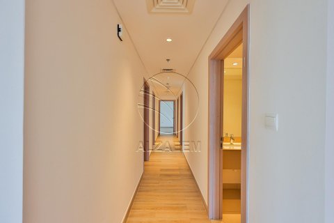 Apartmen di Yas Island, Abu Dhabi, UAE 3 bilik tidur, 132 meter persegi № 615222 - foto 4