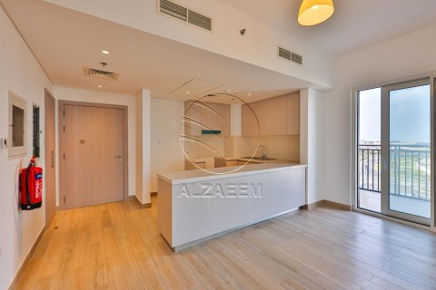 Apartmen di Yas Island, Abu Dhabi, UAE 3 bilik tidur, 132 meter persegi № 615222 - foto 2