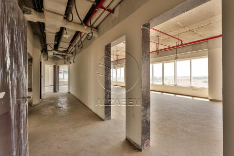 Pronë komerciale në Al Nahyan Camp, Abu Dhabi, Emiratet e Bashkuara Arabe 661 m2. № 615224 - Foto 11