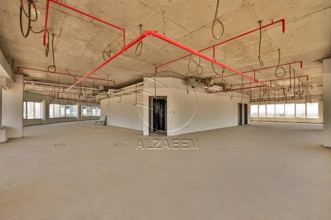 Pronë komerciale në Al Nahyan Camp, Abu Dhabi, Emiratet e Bashkuara Arabe 661 m2. № 615224 - Foto 4