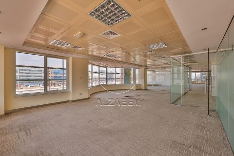 Komerční nemovitost v Al Nahyan Camp, Abu Dhabi, SAE 661 m² Č.: 615220 - fotografie 25