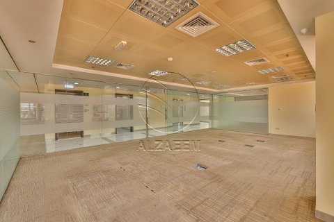 Komerční nemovitost v Al Nahyan Camp, Abu Dhabi, SAE 661 m² Č.: 615220 - fotografie 18