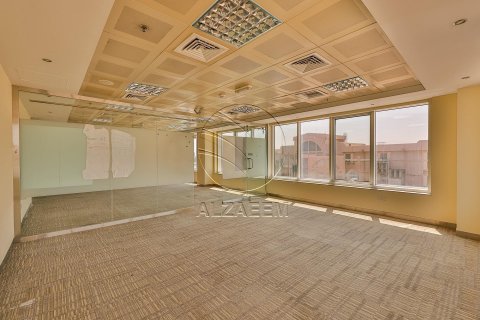 Komerční nemovitost v Al Nahyan Camp, Abu Dhabi, SAE 661 m² Č.: 615220 - fotografie 10