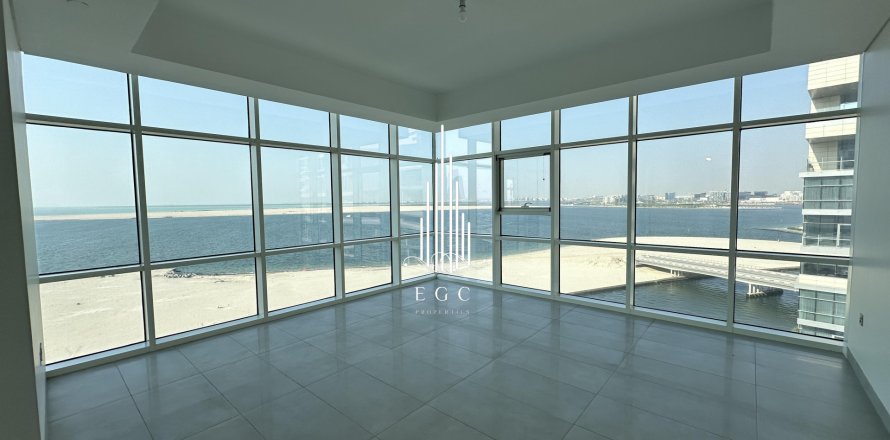 Byt v Al Raha Beach, Abu Dhabi, SAE 3 ložnice, 376.9 m² Č.: 577821