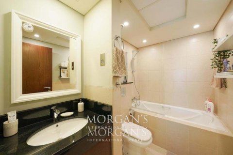Apartment in Downtown Dubai (Downtown Burj Dubai), Dubai, UAE 1 bedroom, 120.5 sq.m. № 591066 - photo 15