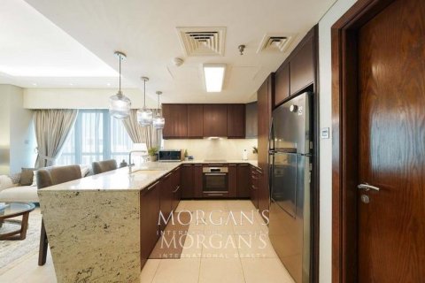 Apartment in Downtown Dubai (Downtown Burj Dubai), Dubai, UAE 1 bedroom, 120.5 sq.m. № 591066 - photo 3