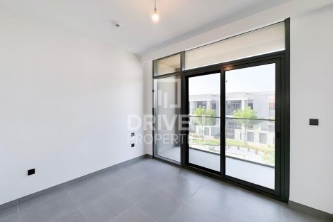 Townhouse in Arabian Ranches 3, Dubai, UAE 3 bedrooms, 189 sq.m. № 603701 - photo 11