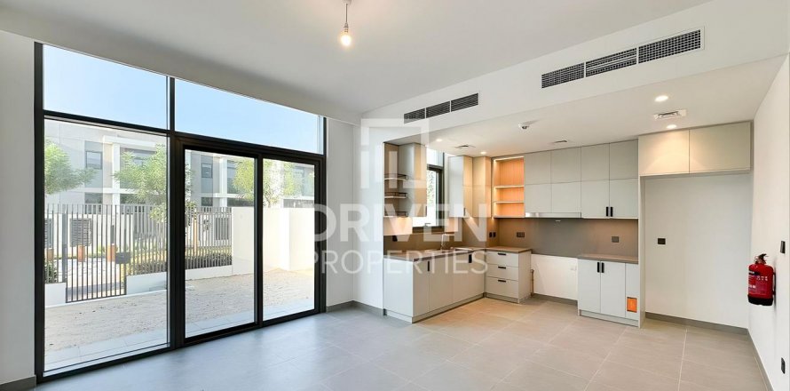 Townhouse in Arabian Ranches 3, Dubai, UAE 3 bedrooms, 189 sq.m. № 603701