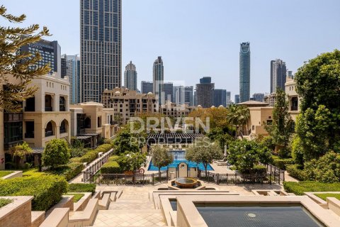 Apartament në Downtown Dubai (Downtown Burj Dubai), Emiratet e Bashkuara Arabe 1 dhomë gjumi, 141 m2. № 603699 - Foto 19