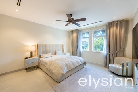 Vila v Jumeirah Park, Dubai, SAE 4 ložnice, 325 m² Č.: 586138 - fotografie 8