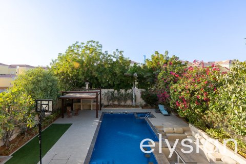 Vila v Jumeirah Park, Dubai, SAE 4 ložnice, 325 m² Č.: 586138 - fotografie 25