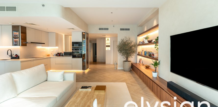 阿联酋 Dubai Dubai Marina 公寓 3 卧, 215 平方米 , 编号 586135