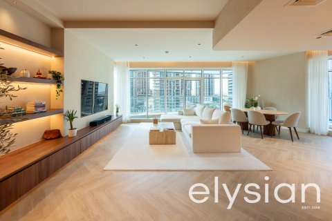 阿联酋 Dubai Dubai Marina 待售 : 3 卧, 215 平方米 , 编号586135 - 照片 2