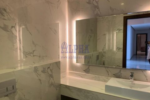 Villa in Al Hamra Village, Ras Al Khaimah, UAE 7 bedrooms, 929 sq.m. № 633110 - photo 12