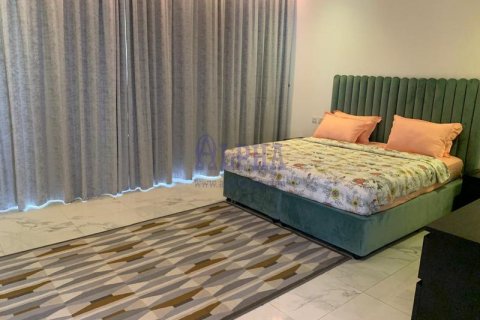 Villa in Al Hamra Village, Ras Al Khaimah, UAE 7 bedrooms, 929 sq.m. № 633110 - photo 3