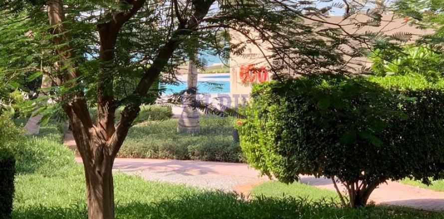 Apartment in Al Marjan Island, Ras Al Khaimah, UAE 2 bedrooms, 145.4 sq.m. № 633109