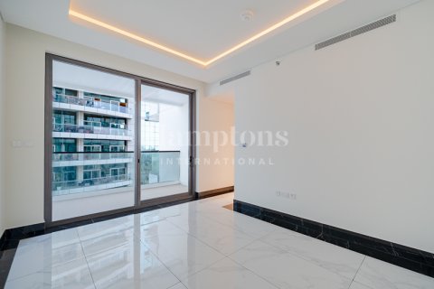 Apartmen di Business Bay, Dubai, UAE 1 bilik tidur, 100.75980671 meter persegi № 596499 - foto 14