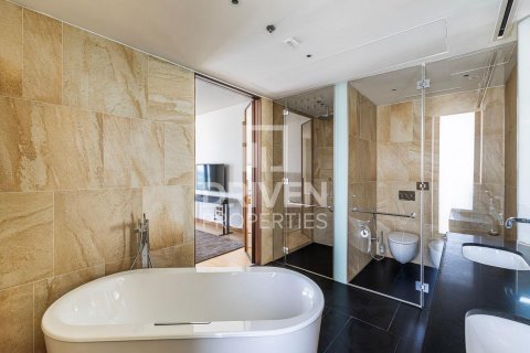 Apartament në Jumeirah, Dubai, Emiratet e Bashkuara Arabe 3 dhoma gjumi, 245 m2. № 603051 - Foto 17