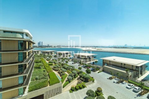 Apartament në Jumeirah, Dubai, Emiratet e Bashkuara Arabe 3 dhoma gjumi, 245 m2. № 603051 - Foto 4