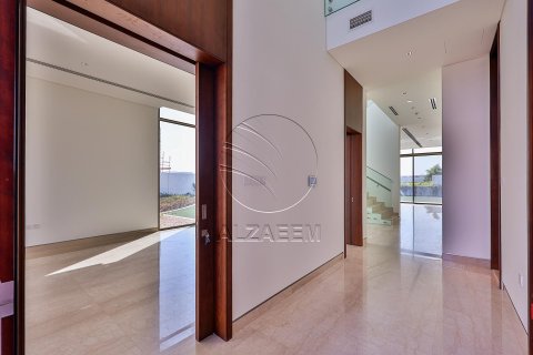 Vila v Abu Dhabi, SAE 5 ložnice, 1269 m² Č.: 615960 - fotografie 5