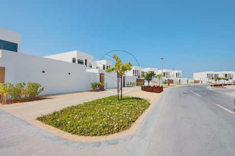 Vila v Abu Dhabi, SAE 5 ložnice, 619 m² Č.: 615963 - fotografie 1
