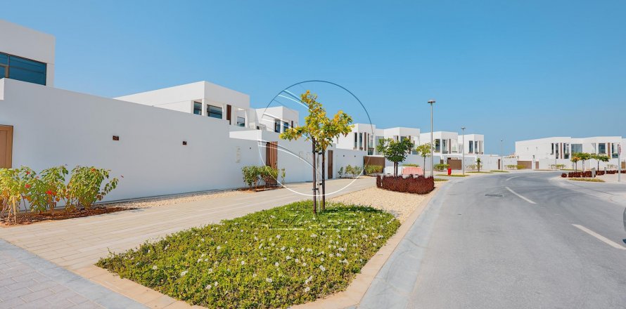 Vila v Abu Dhabi, SAE 5 ložnice, 619 m² Č.: 615963