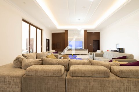 Villa in vendita a Umm Al Sheif, Dubai, EAU 7 camere da letto, 1114.8 mq. № 623860 - foto 18