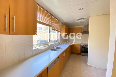 Řadový dům v Al Raha Gardens, Abu Dhabi, SAE 3 ložnice, 200.6 m² Č.: 596766 - fotografie 9