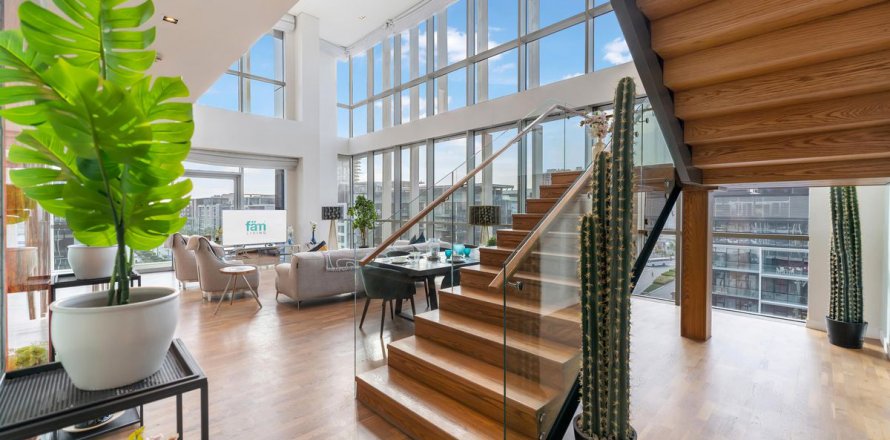 Dvoupatrový byt v Al Wasl, Dubai, SAE 4 ložnice, 324.8 m² Č.: 569633