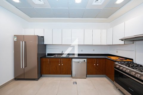 Apartment in Dubai, UAE 2 bedrooms, 153.6 sq.m. № 578634 - photo 5
