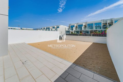 Vilë në Al Furjan, Dubai, Emiratet e Bashkuara Arabe 3 dhoma gjumi, 255 m2. № 592790 - Foto 11