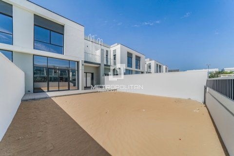 Vilë në Al Furjan, Dubai, Emiratet e Bashkuara Arabe 3 dhoma gjumi, 255 m2. № 592790 - Foto 12