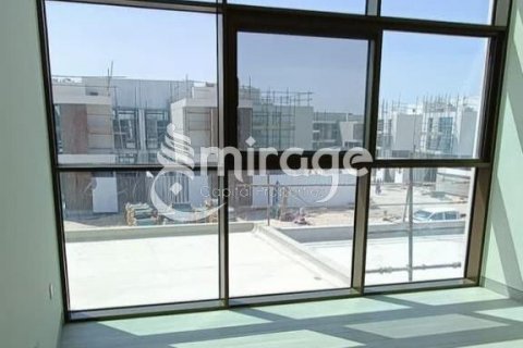 טאונהאוס למכירה ב Abu Dhabi, איחוד האמירויות  4 חדרי שינה, 314.1 מ"ר, מספר 597105 - תמונה 4