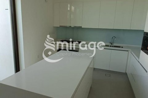 טאונהאוס למכירה ב Abu Dhabi, איחוד האמירויות  4 חדרי שינה, 314.1 מ"ר, מספר 597105 - תמונה 8