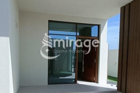טאונהאוס למכירה ב Abu Dhabi, איחוד האמירויות  4 חדרי שינה, 314.1 מ"ר, מספר 597105 - תמונה 2