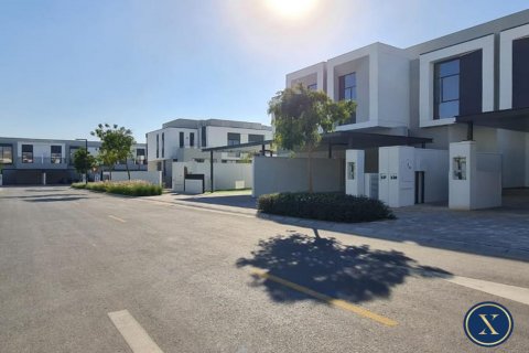 Řadový dům v Al Furjan, Dubai, SAE 4 ložnice, 280 m² Č.: 628121 - fotografie 10