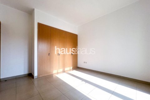 Al Furjan, Dubai, UAE의 임대용 타운하우스 침실 3개, 307제곱미터 번호 626456 - 사진 15