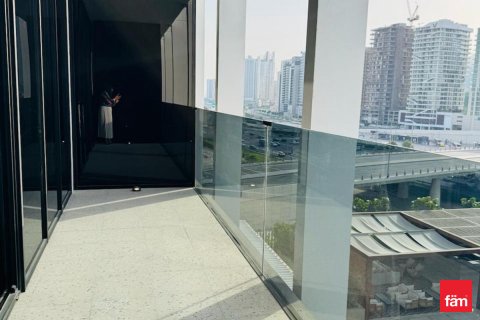 Apartmen di Business Bay, Dubai, UAE 1 bilik tidur, 61.2 meter persegi № 622937 - foto 18