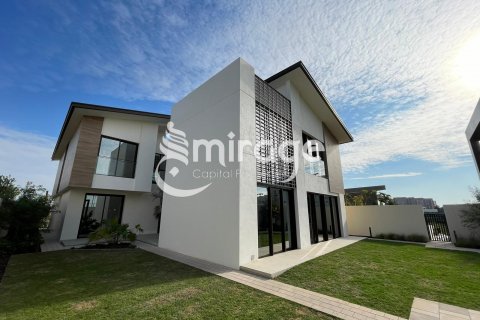 Villa te koop in Saadiyat Island, Abu Dhabi, VAE 4 slaapkamers, 464.7 vr.m., nr 574269 - foto 1