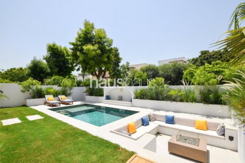 Villa in The Lakes, Dubai, UAE 3 bedrooms, 244 sq.m. № 625332 - photo 4
