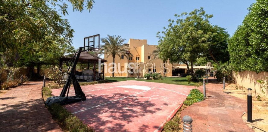 Vilë në Arabian Ranches, Dubai, Emiratet e Bashkuara Arabe 7 dhoma gjumi, 690 m2. № 625293