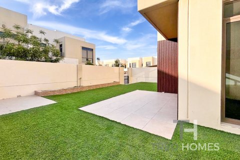 Villetta a schiera in affitto a Town Square, Dubai, EAU 4 camere da letto, 220 mq. № 590273 - foto 14