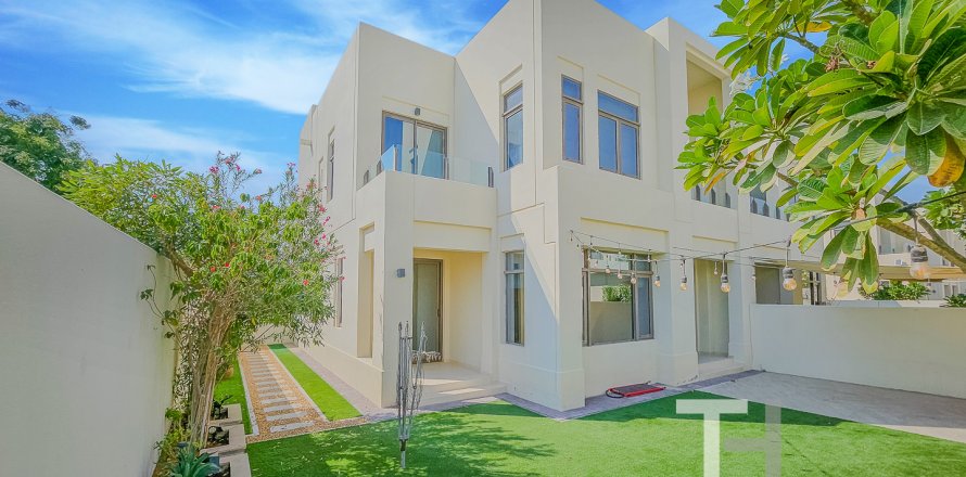 Vila v Reem, Dubai, SAE 4 ložnice, 238 m² Č.: 590275
