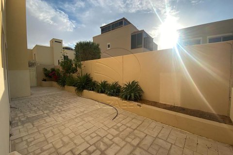 Vila v Al Raha Gardens, Abu Dhabi, SAE 5 ložnice, 588 m² Č.: 616042 - fotografie 10