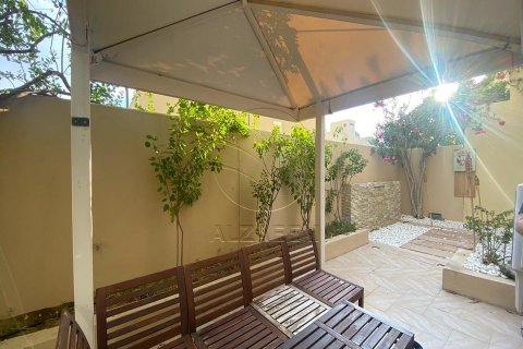 Vila v Al Raha Gardens, Abu Dhabi, SAE 5 ložnice, 588 m² Č.: 616042 - fotografie 15