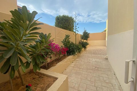 Vila v Al Raha Gardens, Abu Dhabi, SAE 5 ložnice, 588 m² Č.: 616042 - fotografie 7