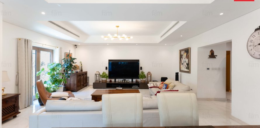 Townhouse in Al Furjan, Dubai, UAE 3 bedrooms, 224 sq.m. № 596084