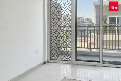 Townhouse in Dubai, UAE 3 bedrooms, 112.2 sq.m. № 632898 - photo 2