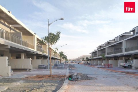 Townhouse in Dubai, UAE 3 bedrooms, 112.2 sq.m. № 632898 - photo 10